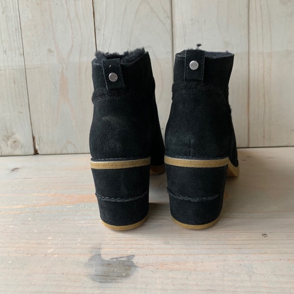 UGG KASEN 2 BLACK SUEDE BOOTIES NIB - Picture 5 of 7